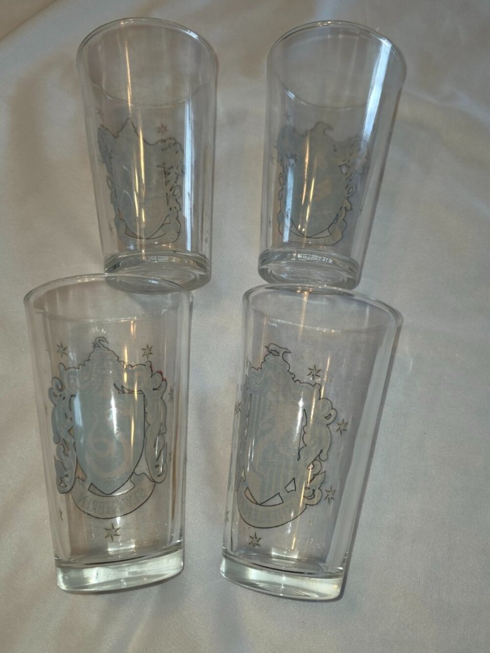 Harry Potter Hogwarts House Drinking Glasses Drinkware 16 oz Collectible Movie - Picture 3 of 6